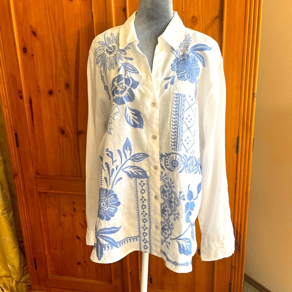 Johnny Was White and Blue Floral Blouse